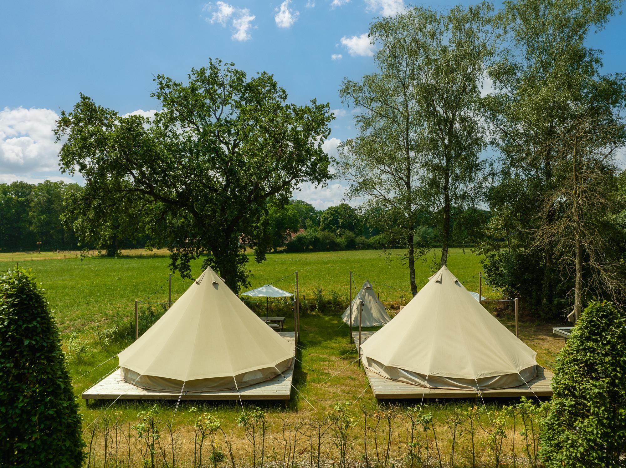 Happy in the meadow tent with private sanitary facilities | 2 pers. afbeelding