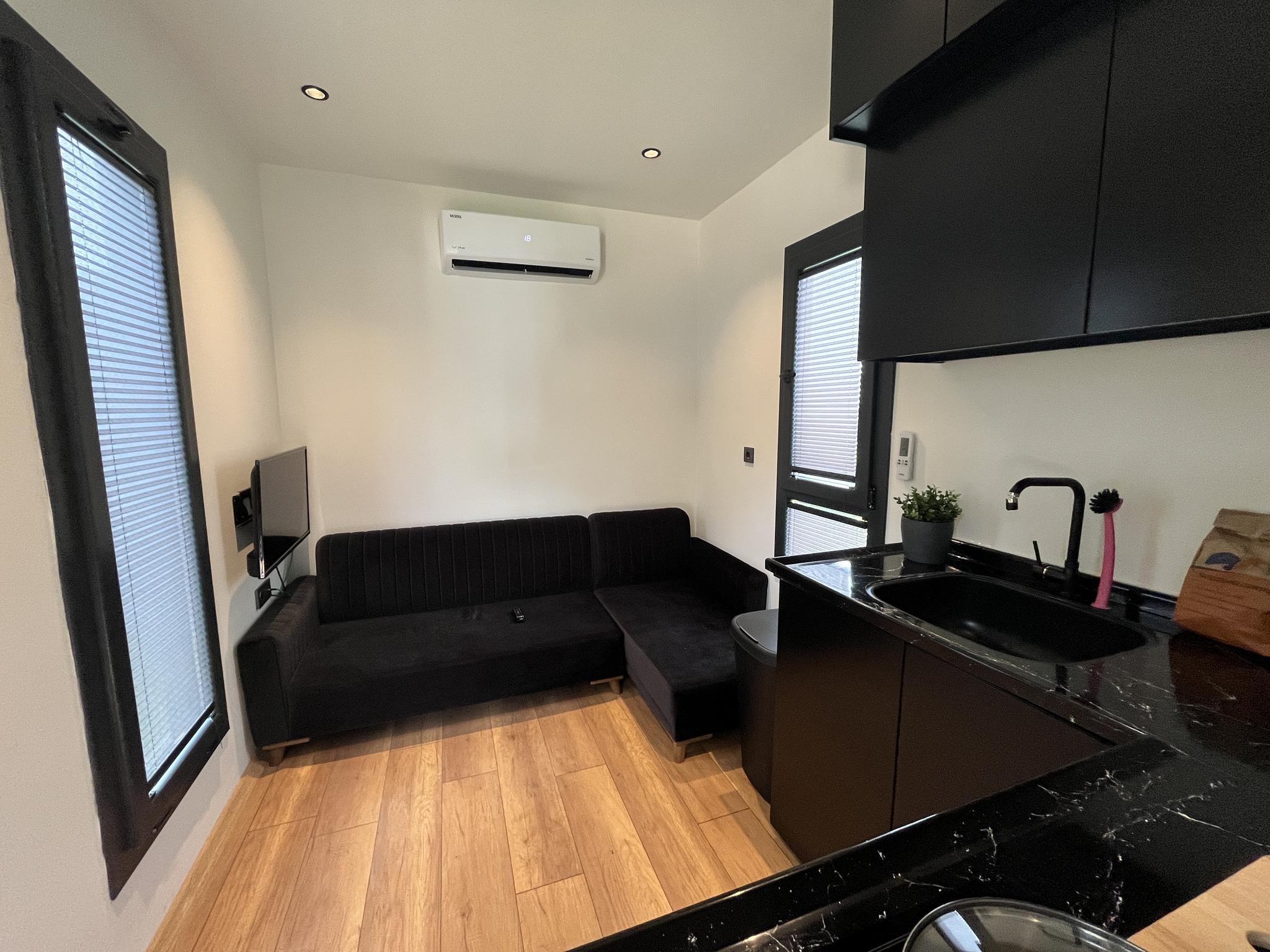 tiny-house-two-person