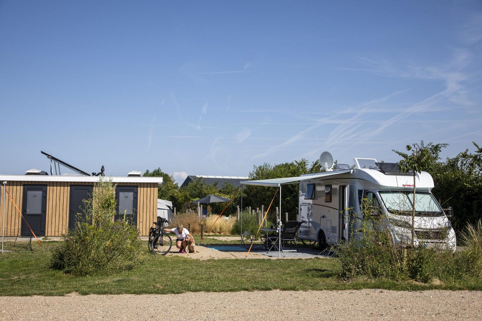 Camping Camping Zonneweelde - Comfortplaats met privé-sanitair
