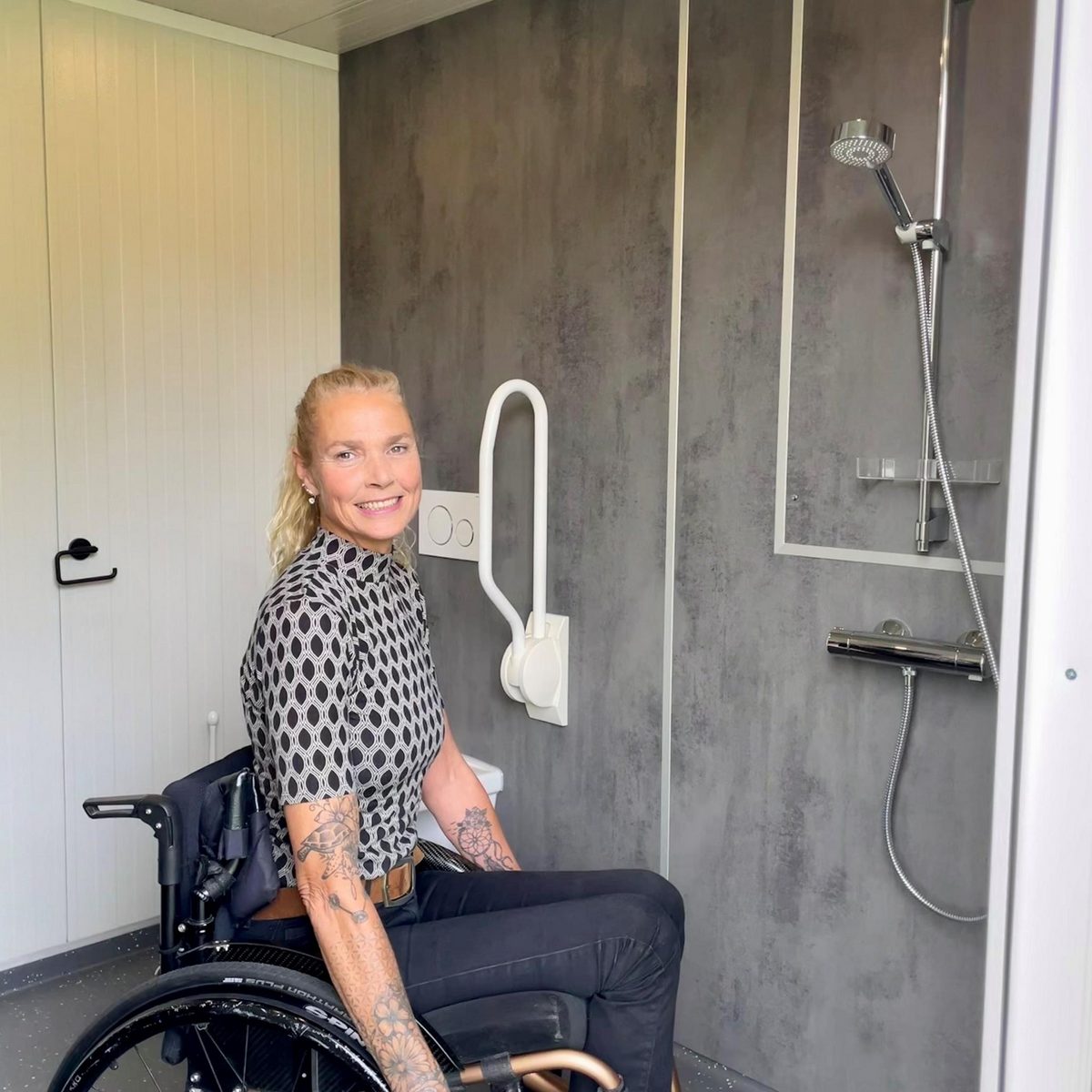 Komfortplatz mit Private Sanitär für Behinderte