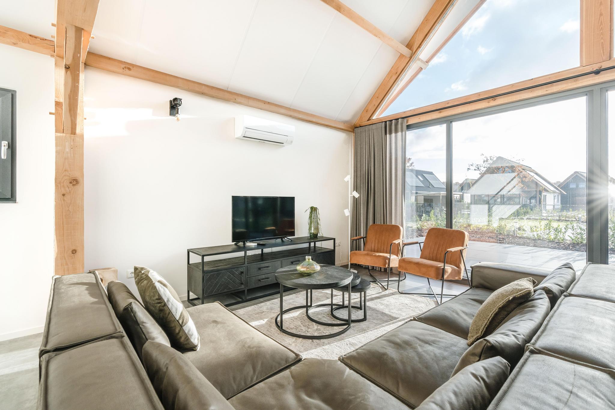 farm-lodge-677