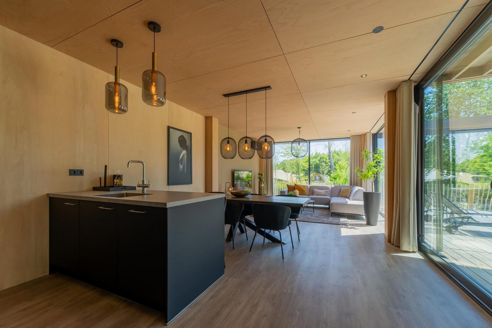Bos Villa BV8