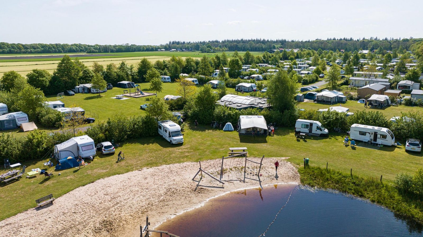 Hemelvaart & Pinksteren - comfort kampeerplaats met privé sanitair 2024