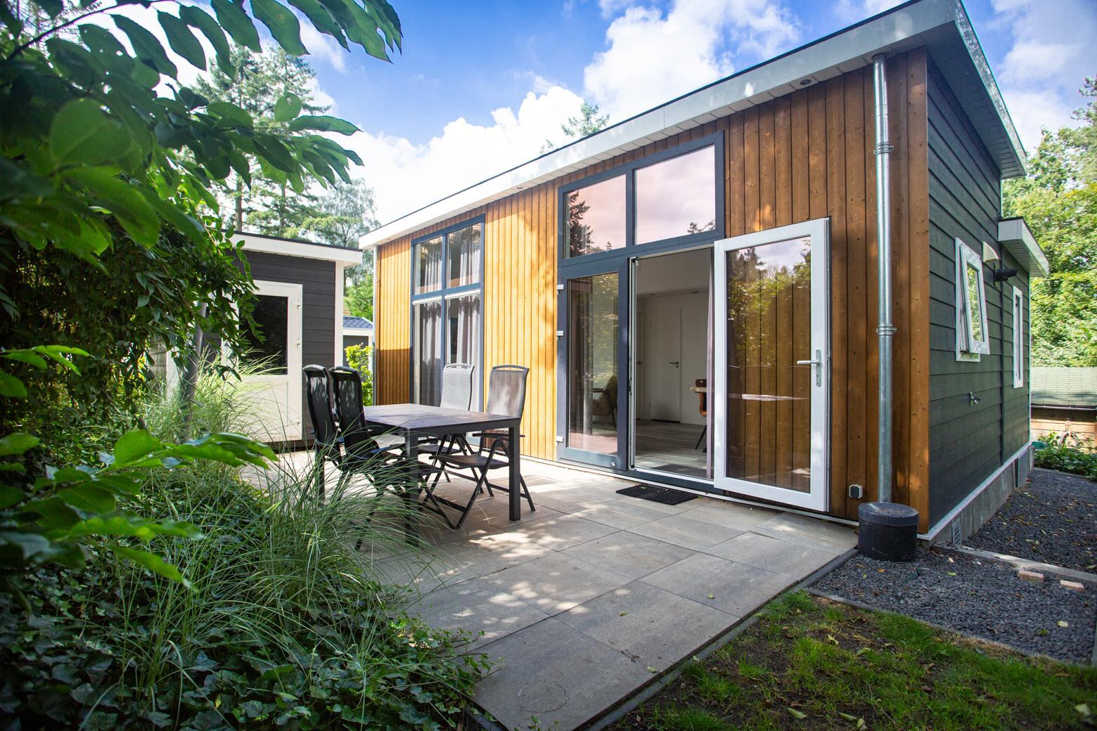 De Nature Lodge voor 4 personen biedt luxe comfort en rust in de natuur op de Utrechtse Heuvelrug.