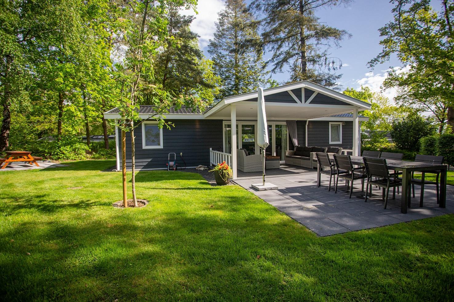 Luxe, lekker veel comfort en een een gezellige inrichting. Boek nu een van de 6-persoons Heuvelrug Cottages.