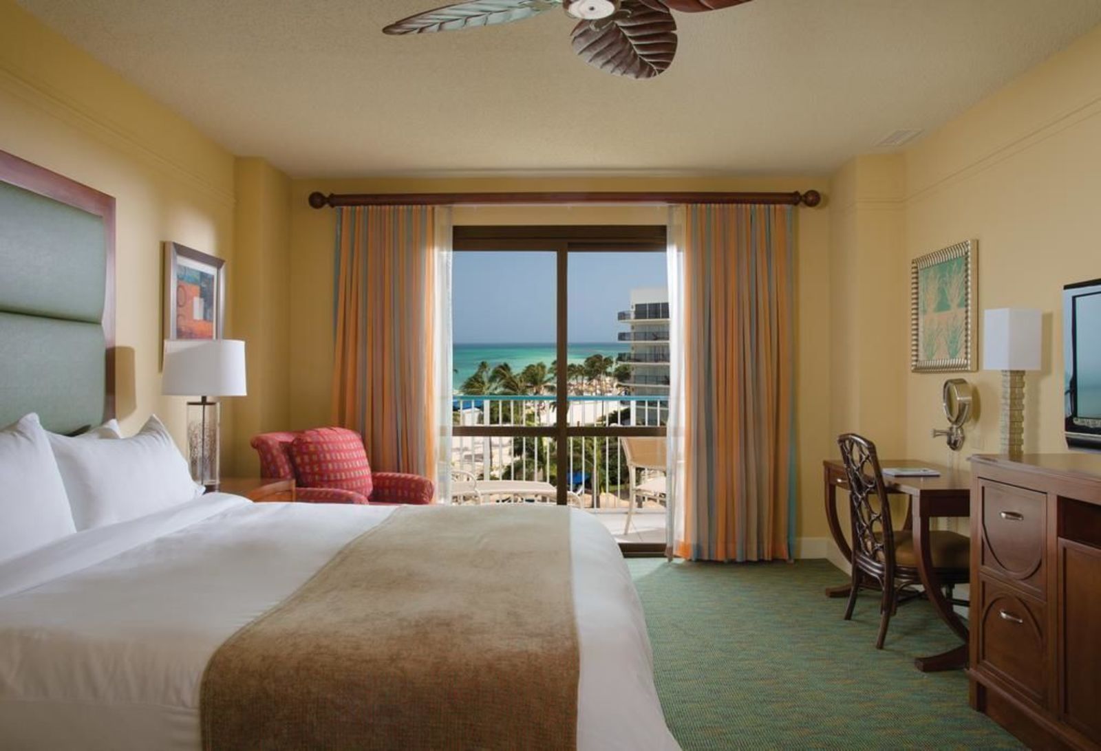 Marriott's Aruba Surf Club, 2-Bedroom