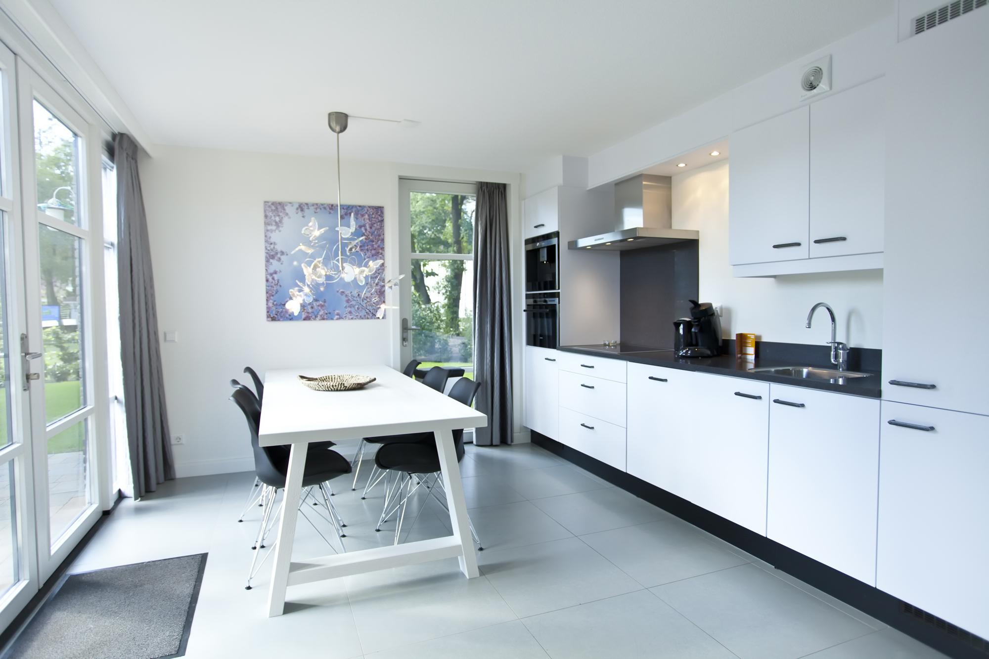 Accommodation Bad Hoophuizen - Big accommodation - Beekvilla 8 - 12