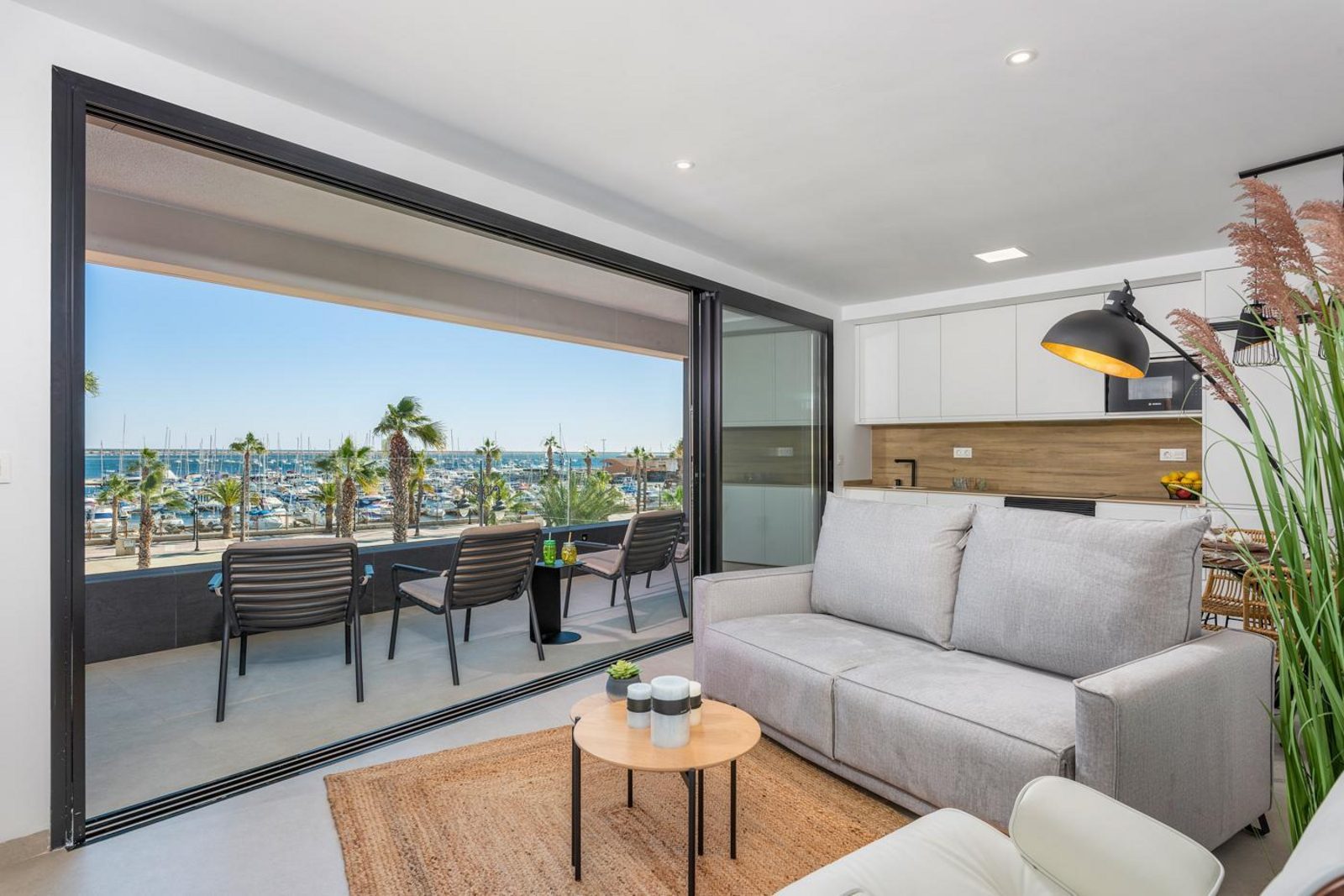 Spacious beach apartment with seaview Costa Calida