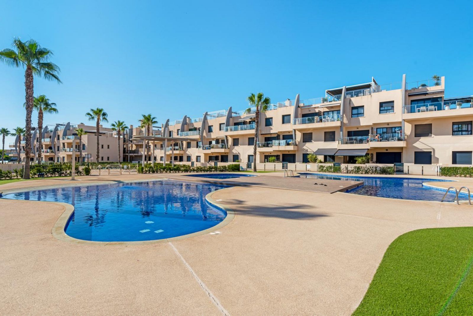 Playa Elisa Bay Luxury Apartment