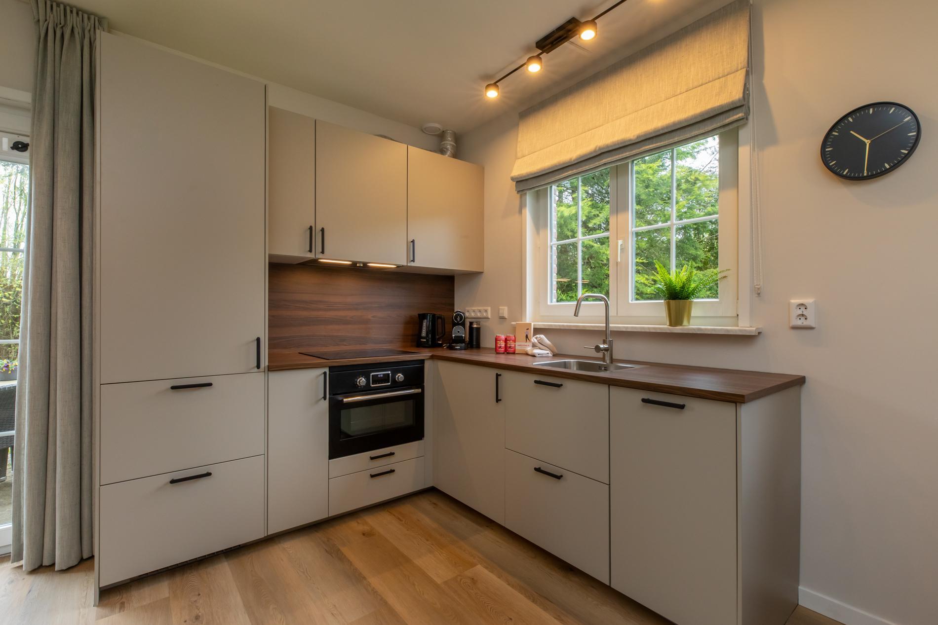 H.Home - Vroondijk 2 | Vrouwenpolder 'Ze