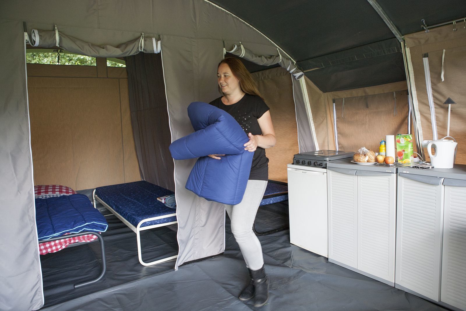 4-person Lodge tent