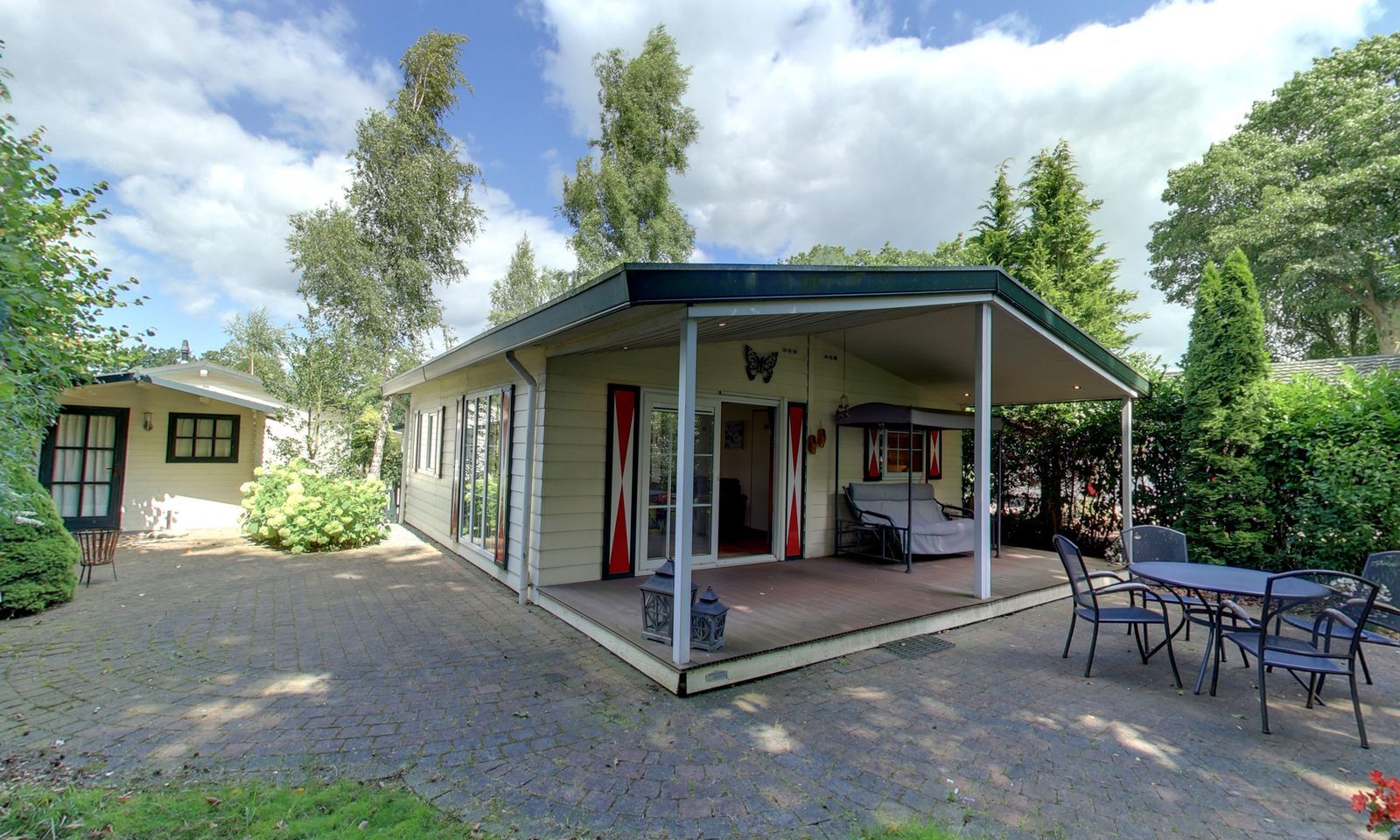 Lodge de Zwaluw | 4 Pers. in Voorthuizen - Gelderland, Nederland foto 8464497