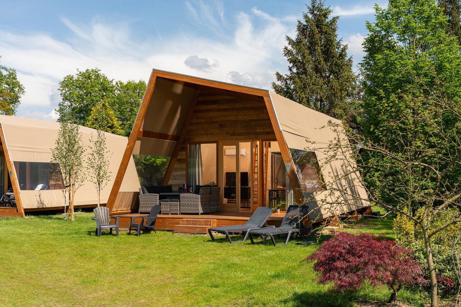 Twentse tentsuite XL met privé sanitair | 6 pers. in Nederland