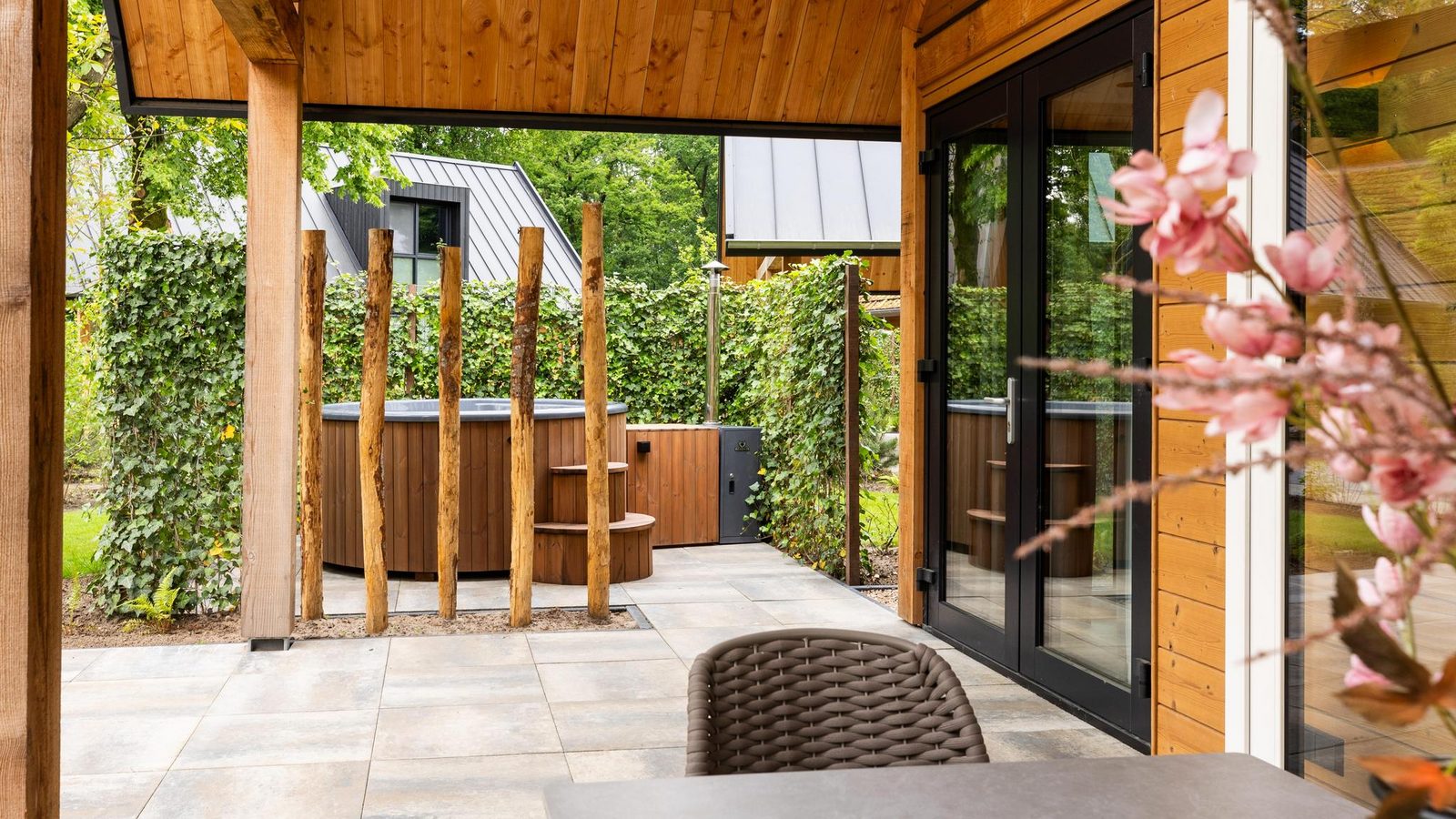 Bos Villa met Hottub & Sauna | 8 personen in Nederland