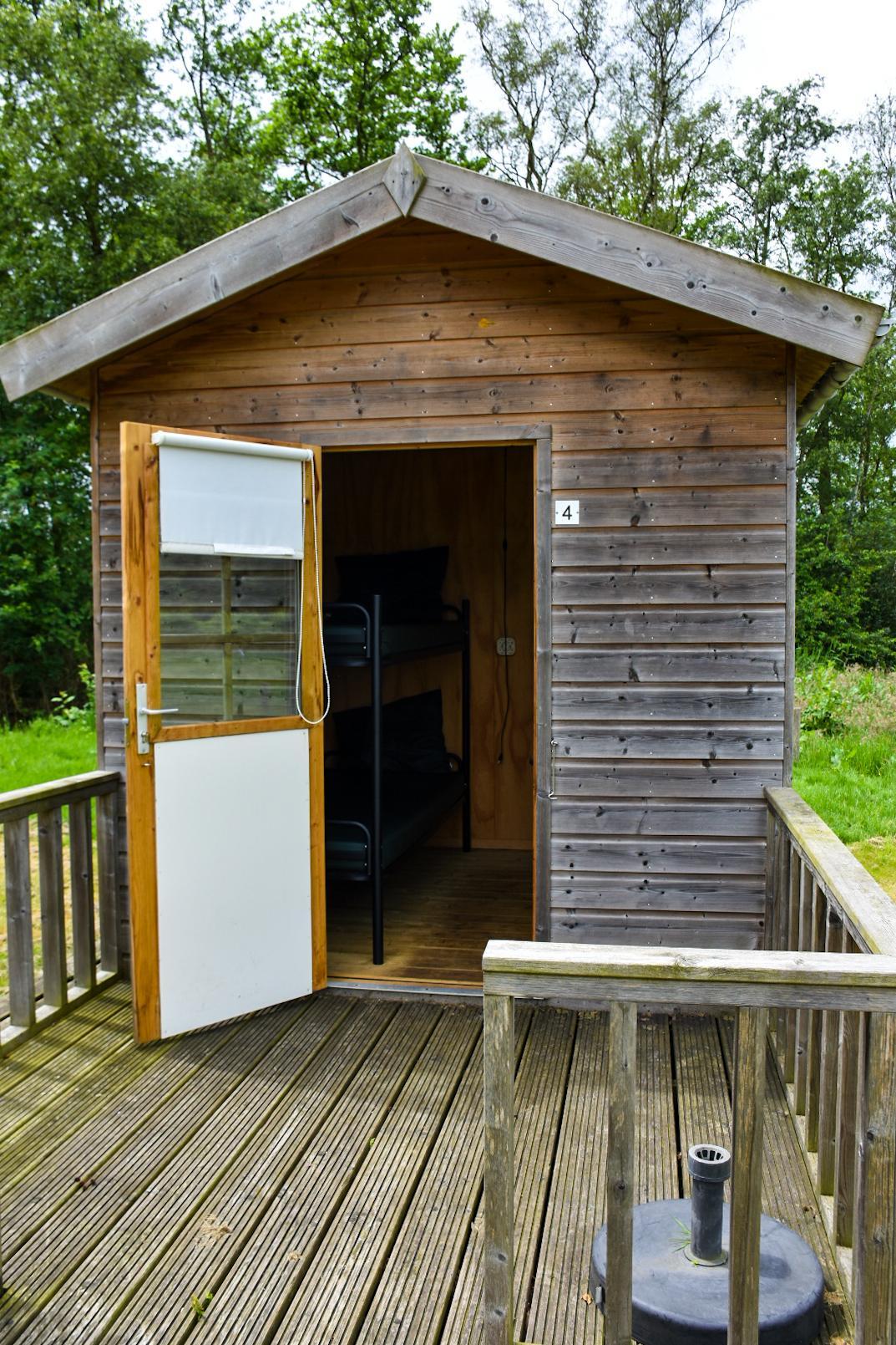 log-cabin-2-pers