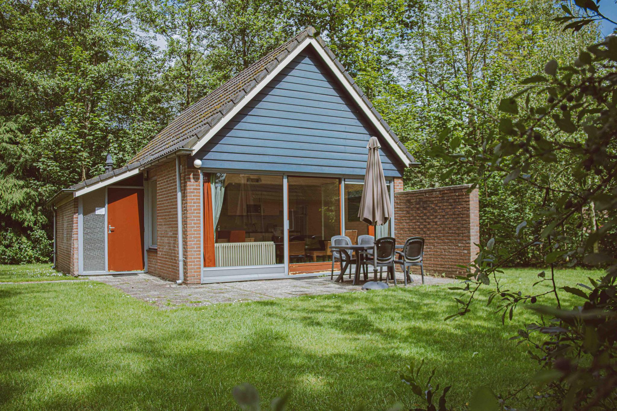 Geniet van een comfortabele vakantie in de IJssel Comfort bungalow voor 4 personen op Vakantiepark de Sallandshoeve, gelegen in het prachtige Overijsselse Salland.