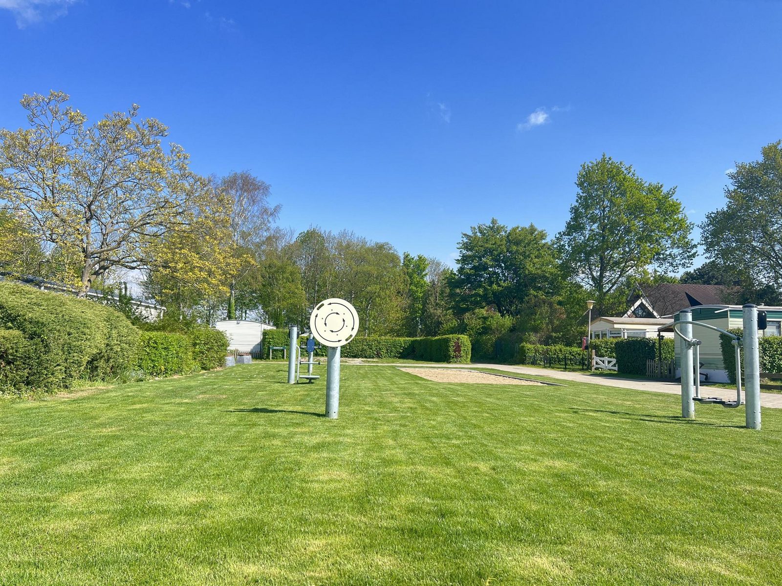 VZ1028 Luxury holiday chalet in Scherpenisse