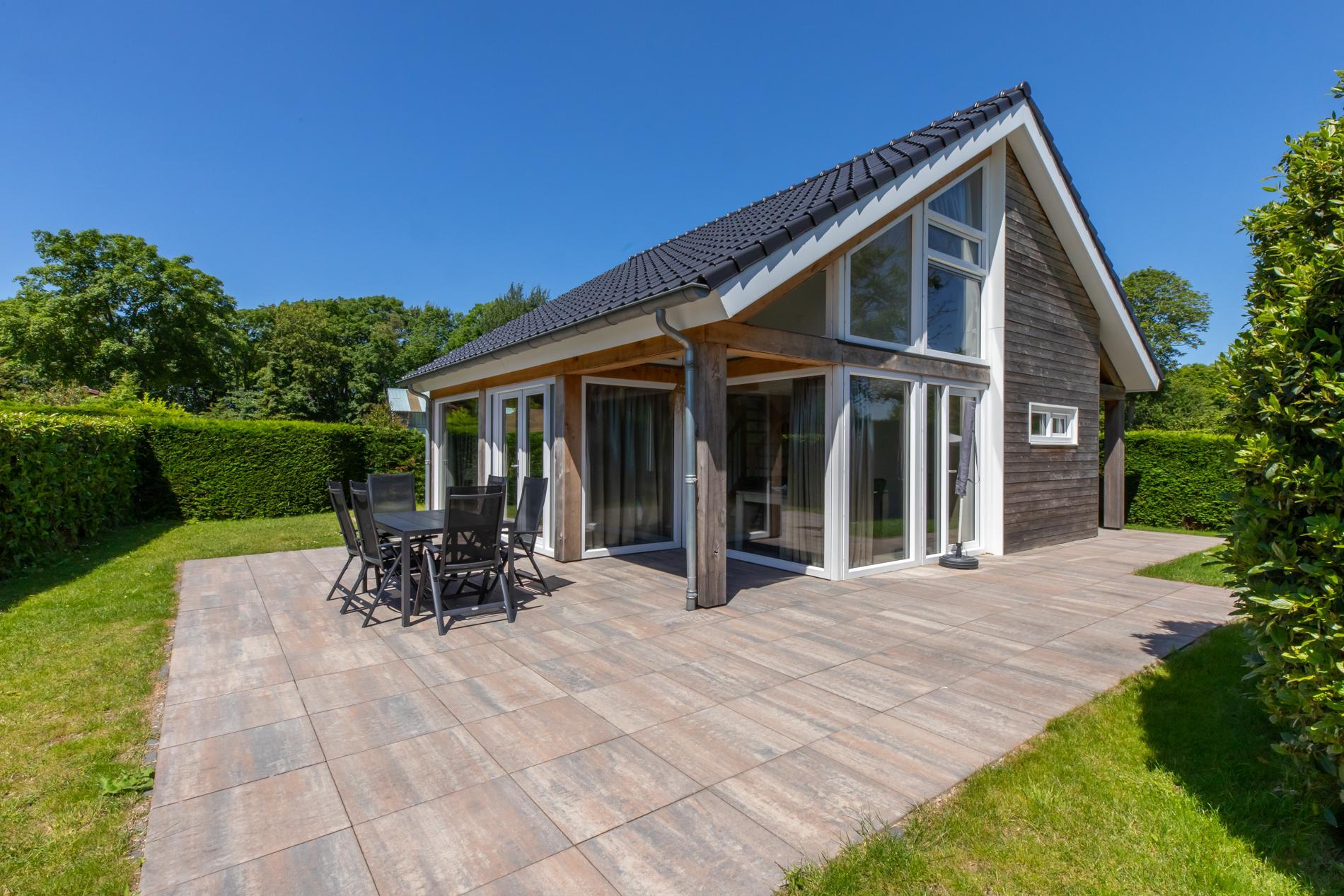 Luxe vakantiehuis De Zonnestraal,  Kloosterweg 85 | Burgh Haamstede afbeelding