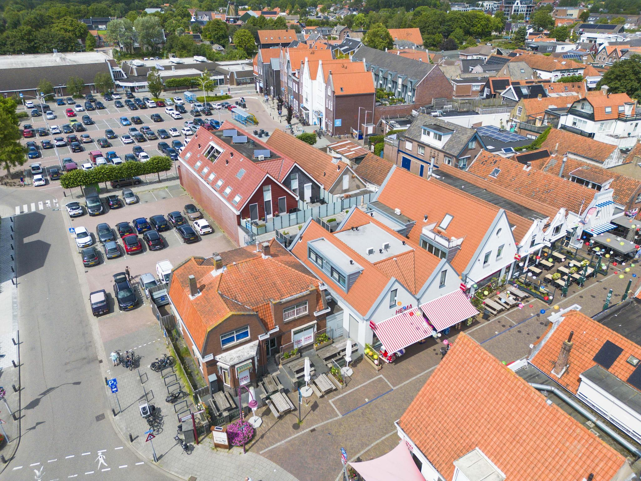 De levendigheid van het dorp Ouddorp ervaren, maar ook de eindeloze natuurlijke schoonheden van Goeree-Overflakkee dichtbij weten.