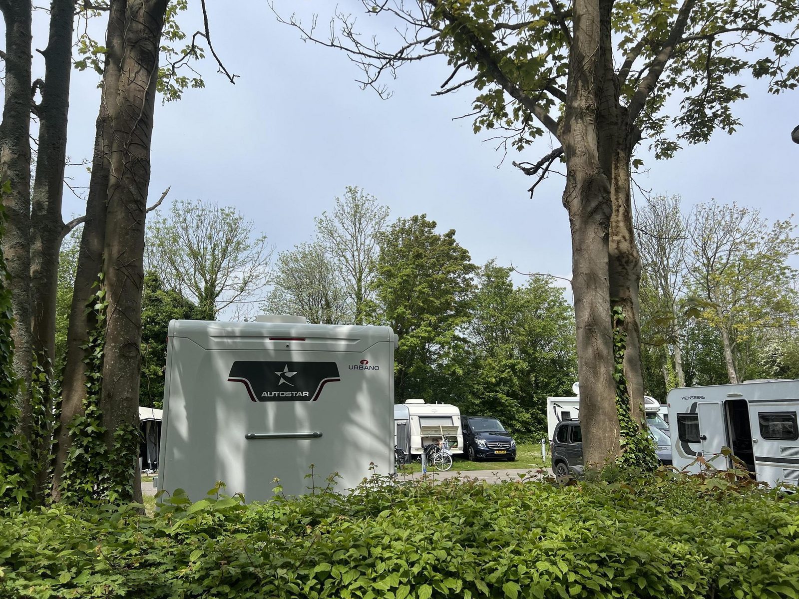VZ2425 Stacaravan Scherpenisse