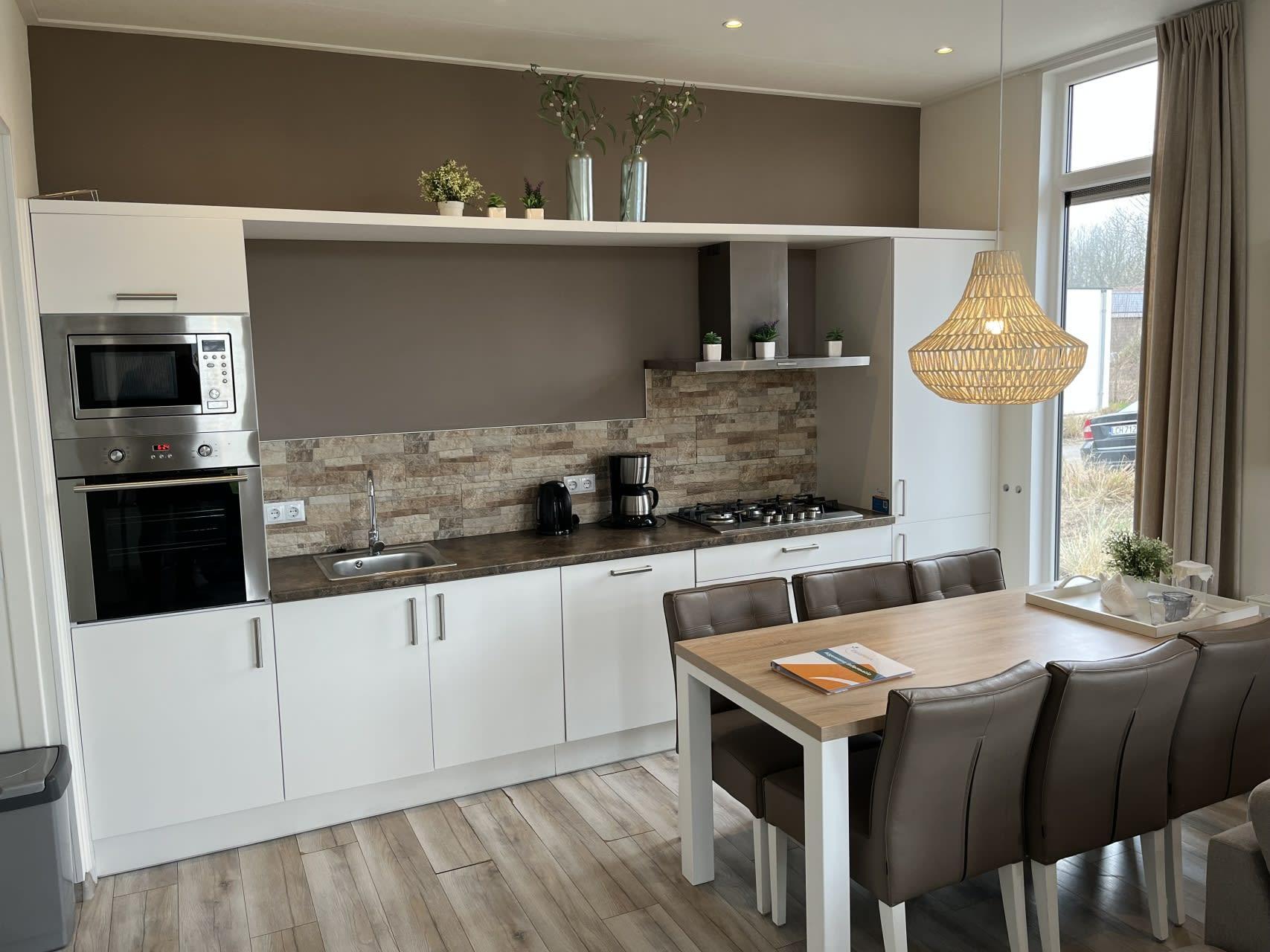 Accommodation Poort van Zeeland - Chalet - Hackfort 6 - 8
