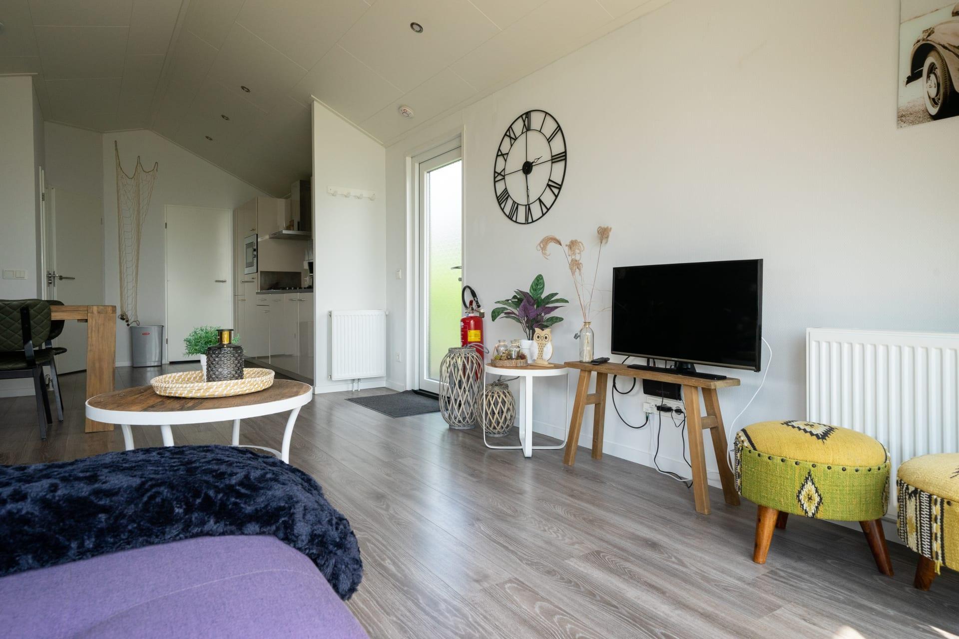 Accommodation Markermeer - Chalet - Pavilion 4 - 5