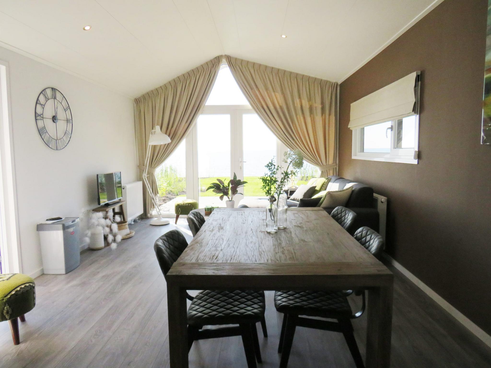 Accommodation Markermeer - Chalet - Pavilion 4 - 12