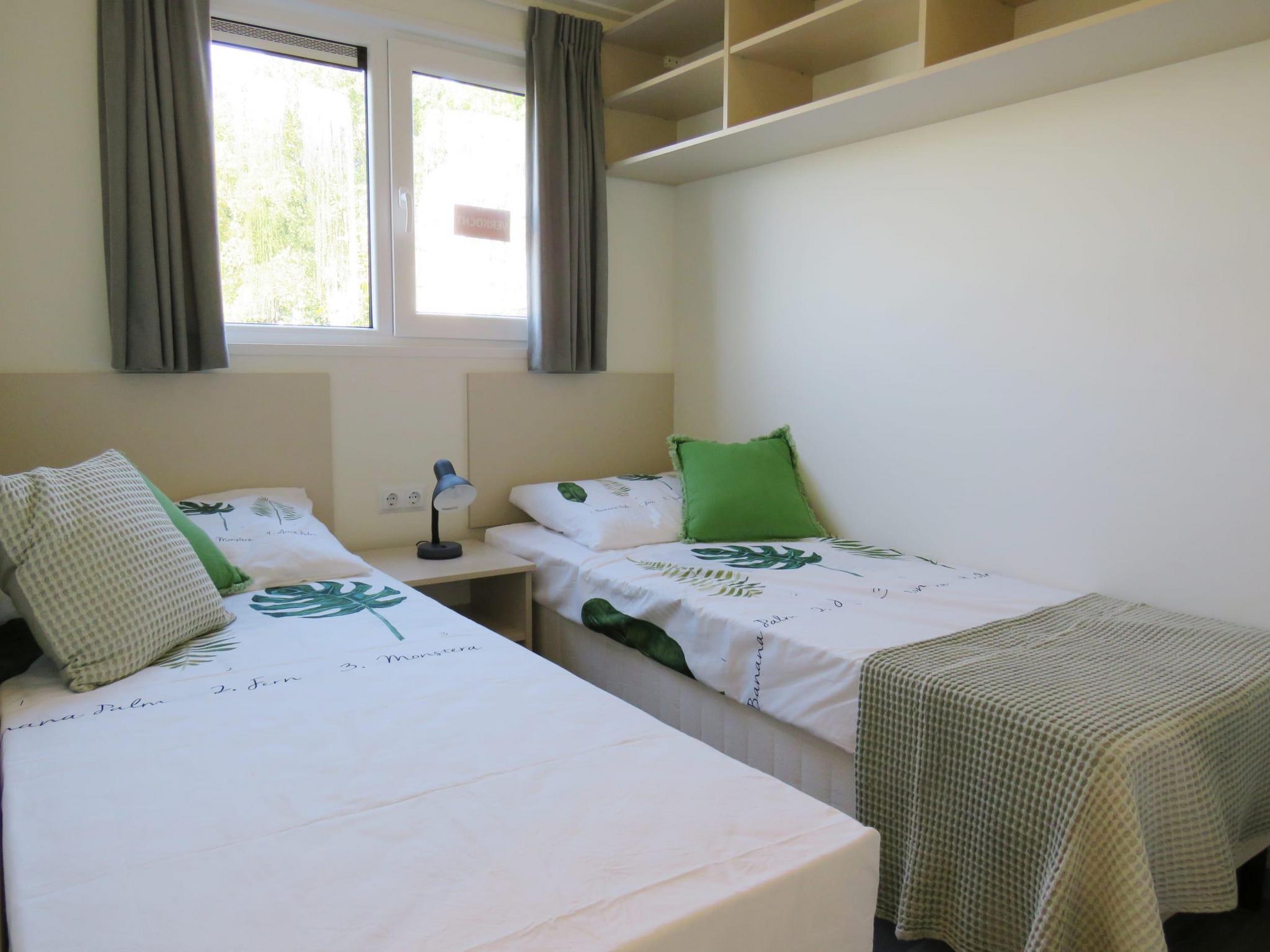 Accommodation Markermeer - Chalet - Pavilion Waterfront 6 - 11