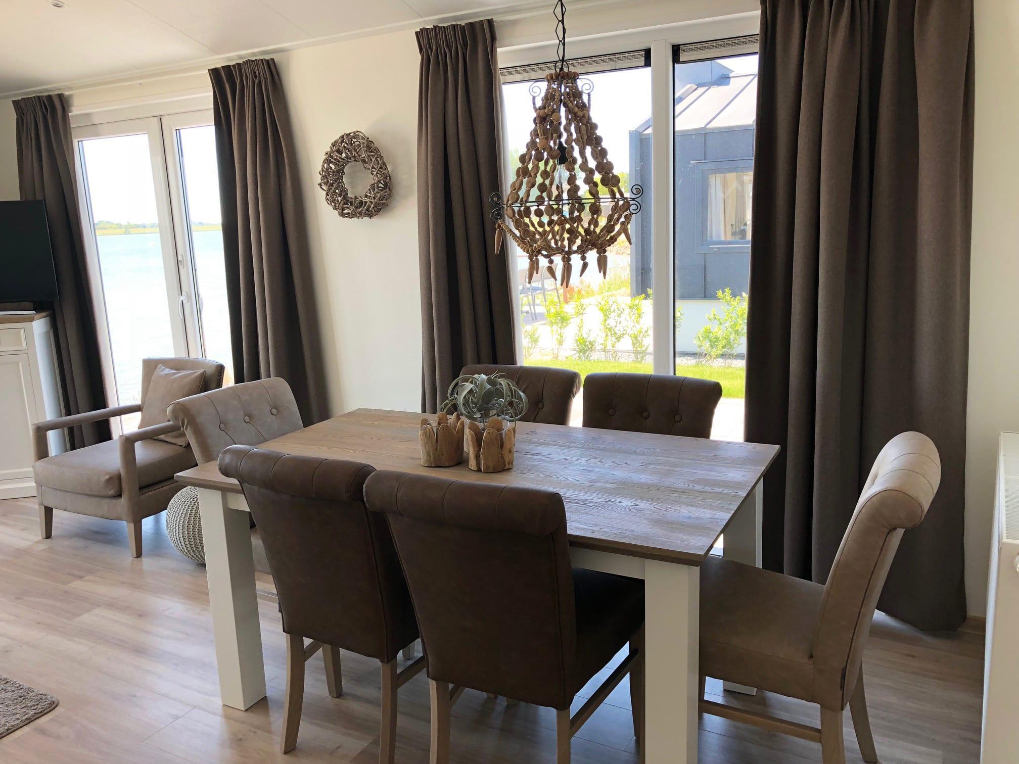 Accommodation Markermeer - Chalet - Pavilion Waterfront 6 - 7