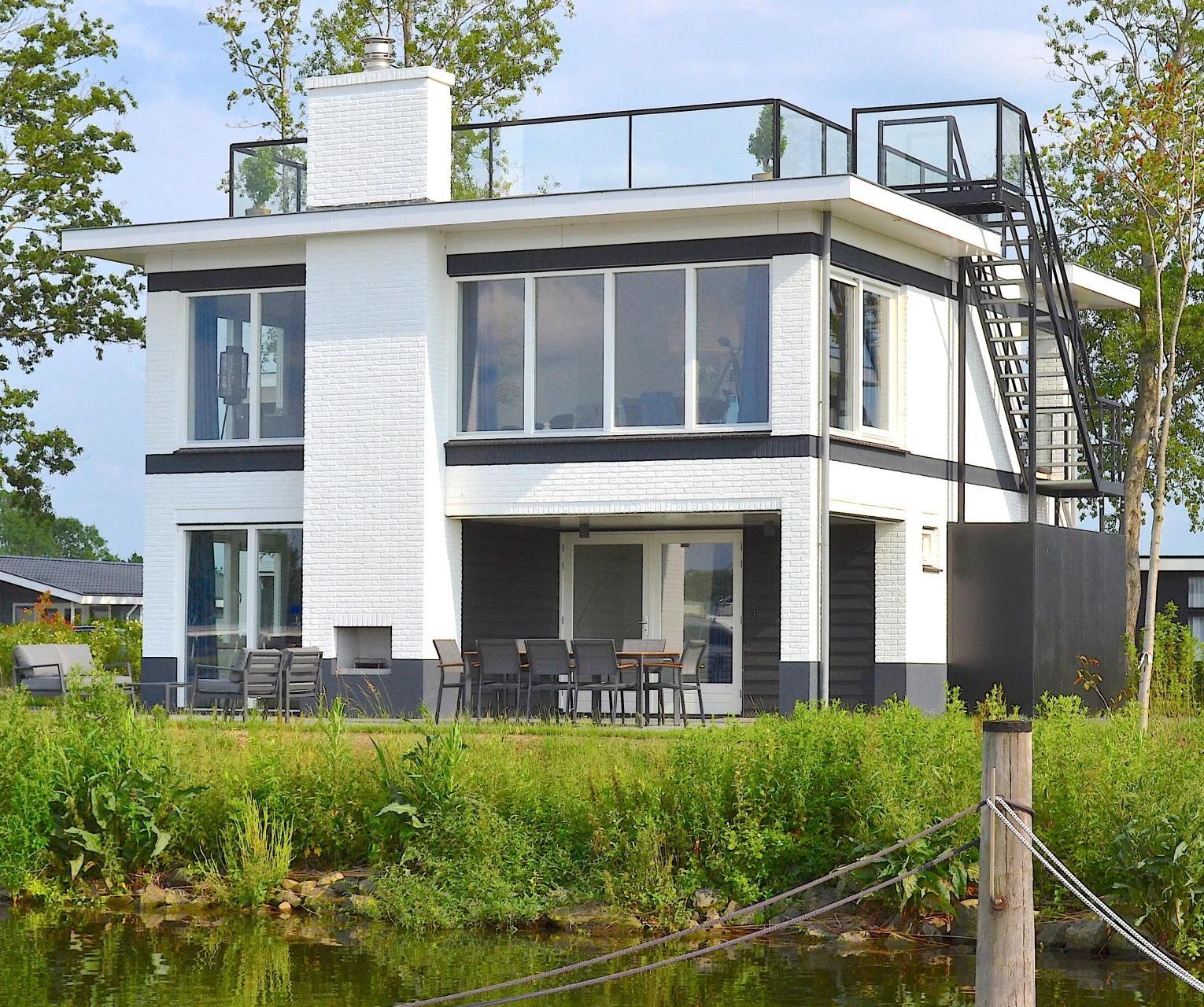 Accommodatie Bad Hulckesteijn - Grote accommodatie - Villa Meerzicht 8 - 15