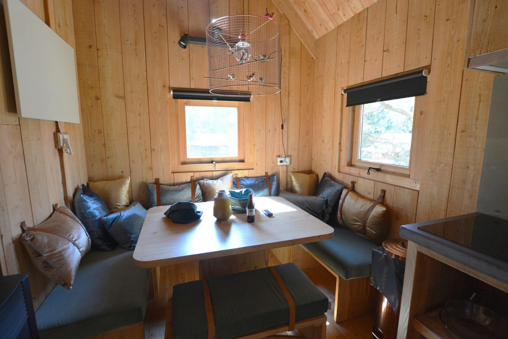 Accommodatie De Wije Werelt - Bijzondere accommodatie - Zwerfhut op hoogte 5 - 7