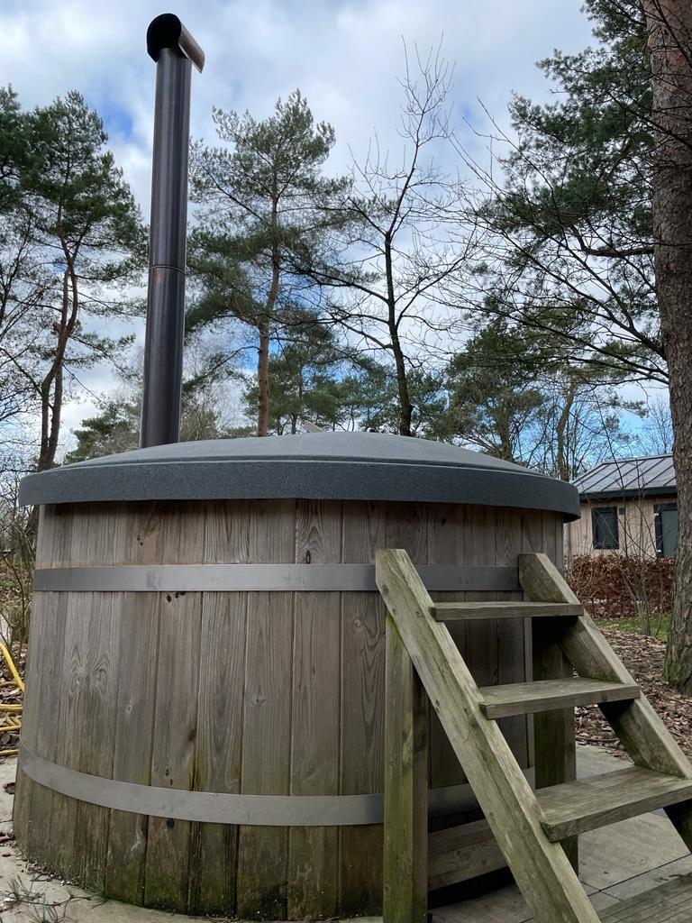 Accommodatie De Wije Werelt - Chalet - Pavilion Hottub 4 - 4