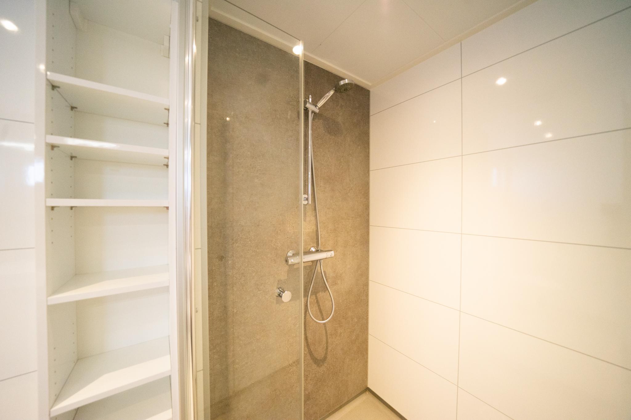Accommodation Zuiderzee - Big accommodation - Bosvilla 10 - 18