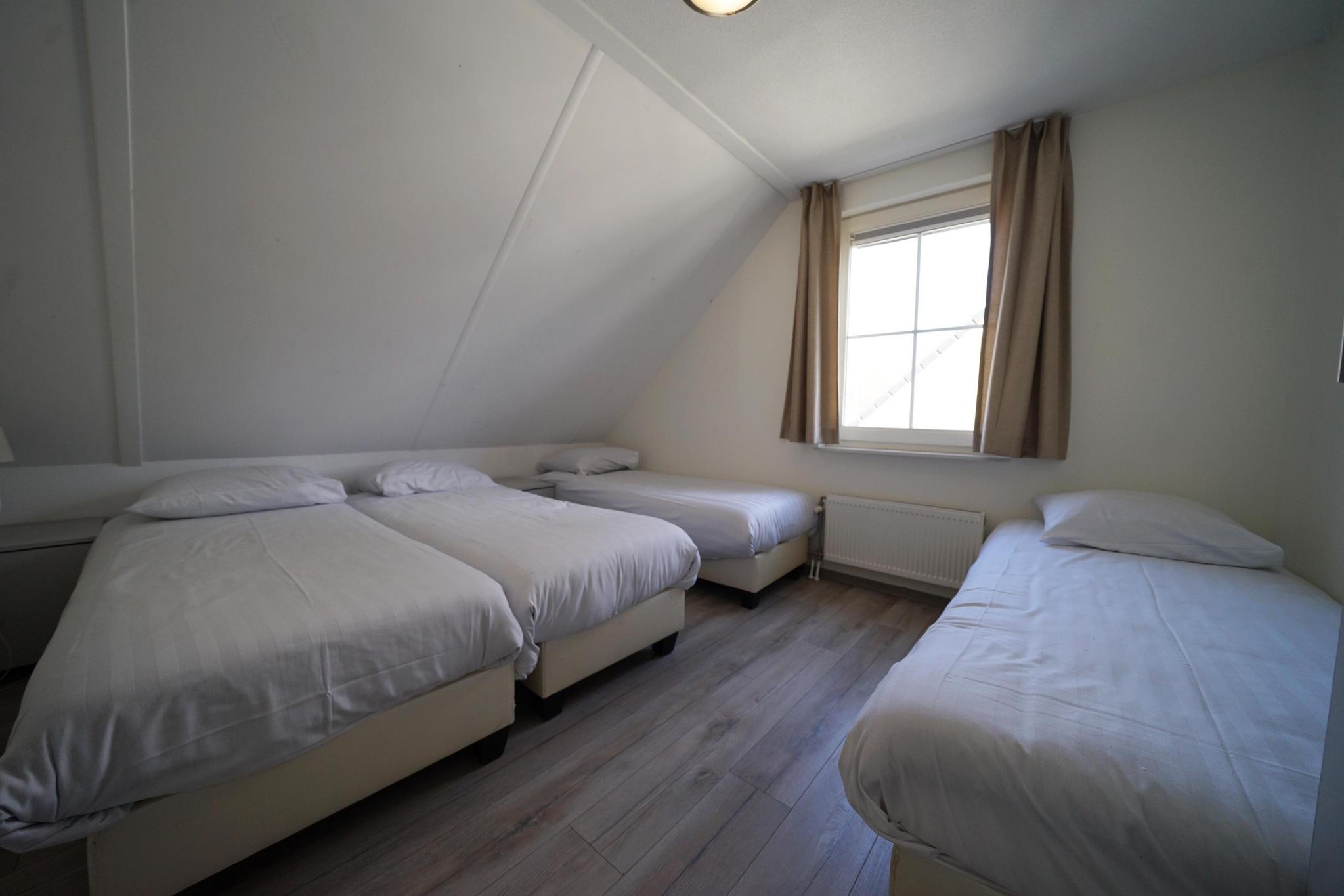 Accommodation Limburg - Big accommodation - Daelenbroeck 8 - 10