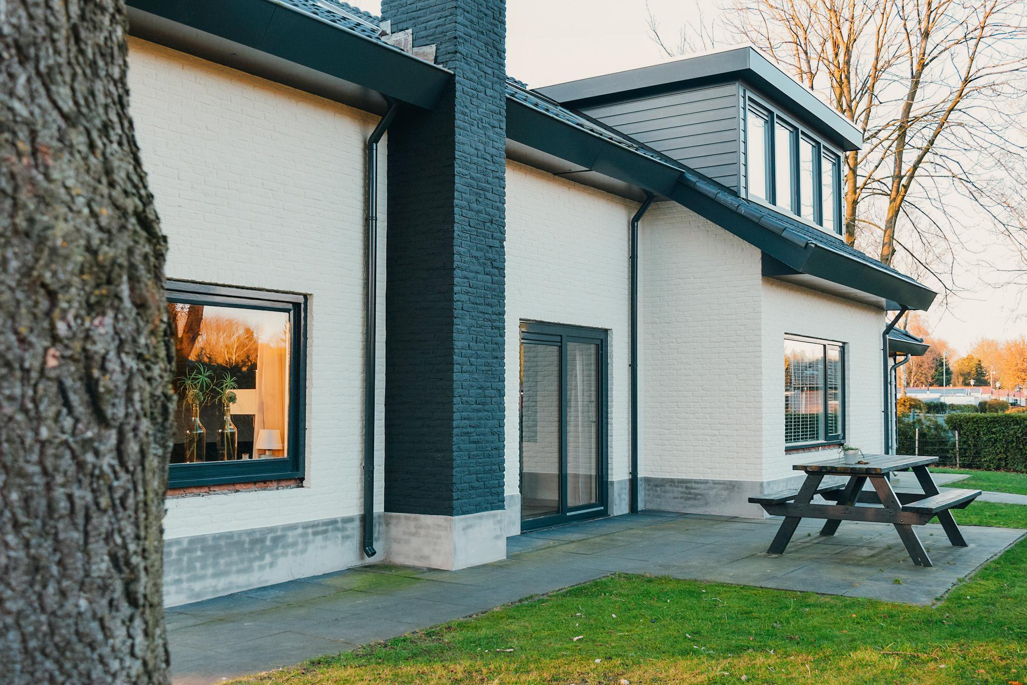 group-villa-for-24-people