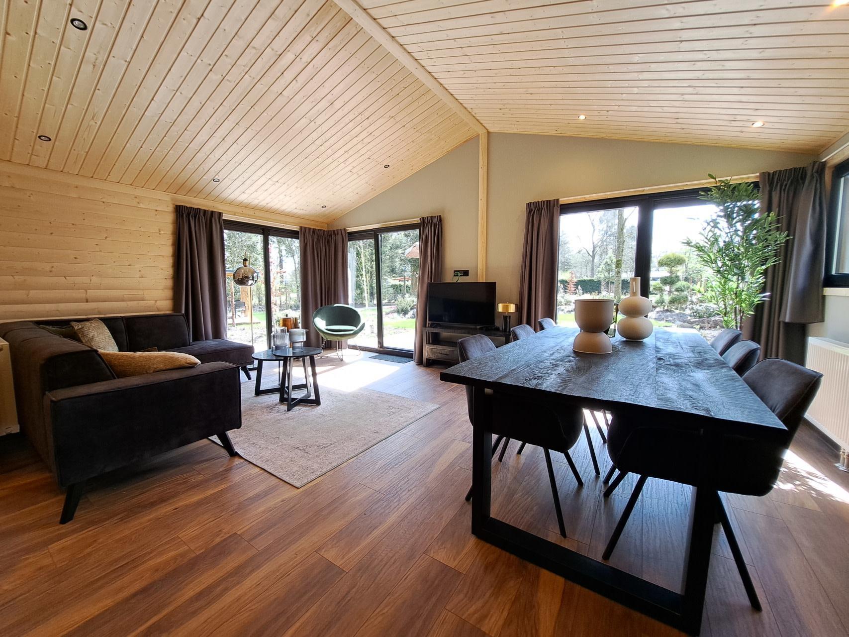 Accommodation De Utrechtse Heuvelrug - Chalet - Hackfort Wood Hottub 6 - 9