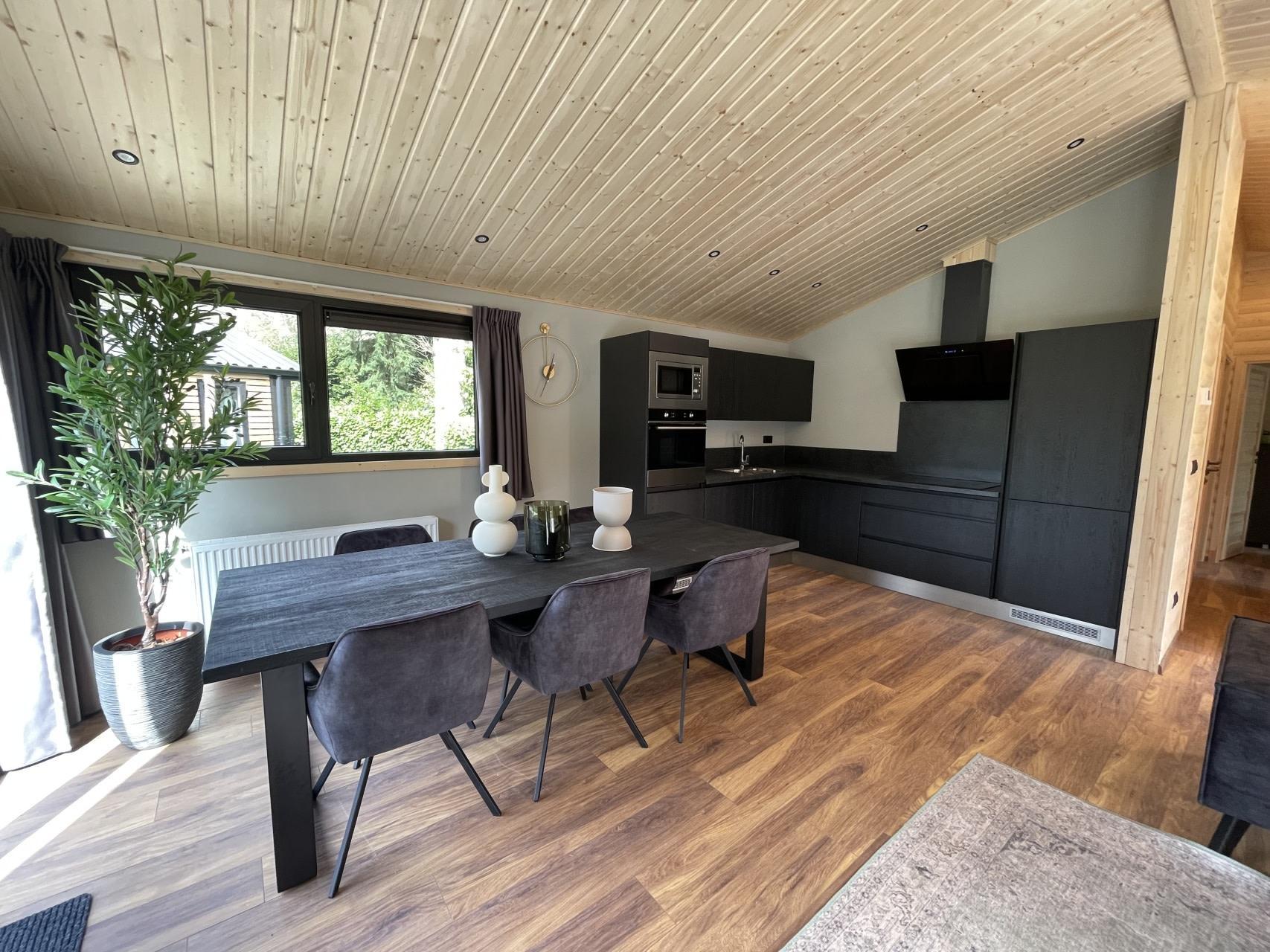 Accommodation De Utrechtse Heuvelrug - Chalet - Hackfort Wood Hottub 6 - 7