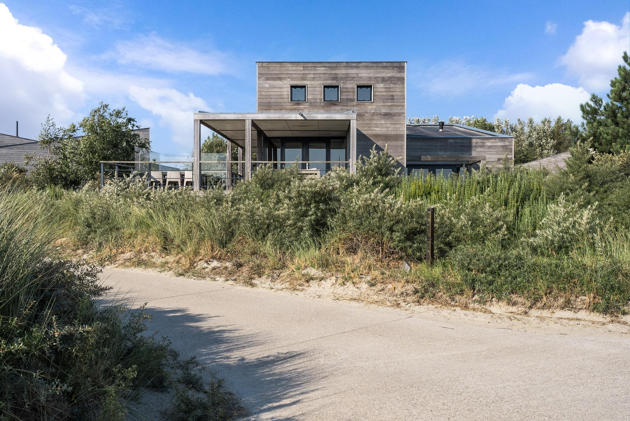 Die Villa Super VIP (4P) verfügt über eine luxuriöse und komfortable Innenausstattung, ideal für Hunde und Kinder.