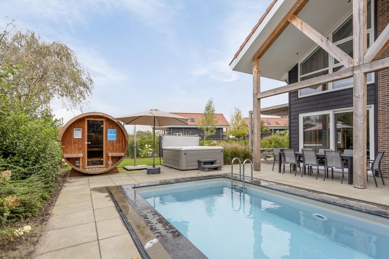 villa-10-personen-overdekt-zwembad-en-wellness-spa