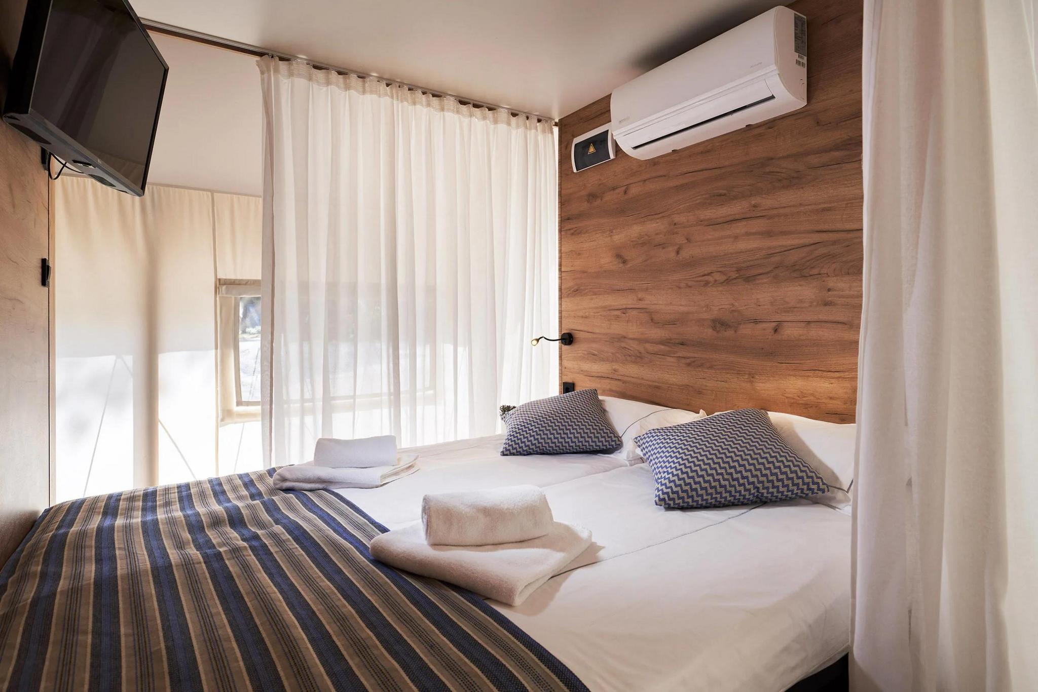 Accommodation Zilverstrand - Glamping tent - Kiezel Lodge 4 - 5