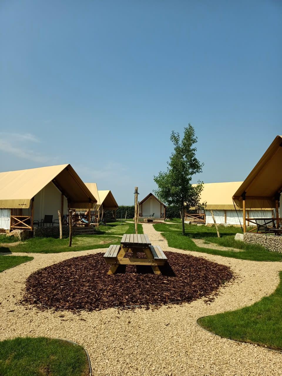Accommodatie Poort van Maastricht - Glampingtent - Papillio 4+2 - 5