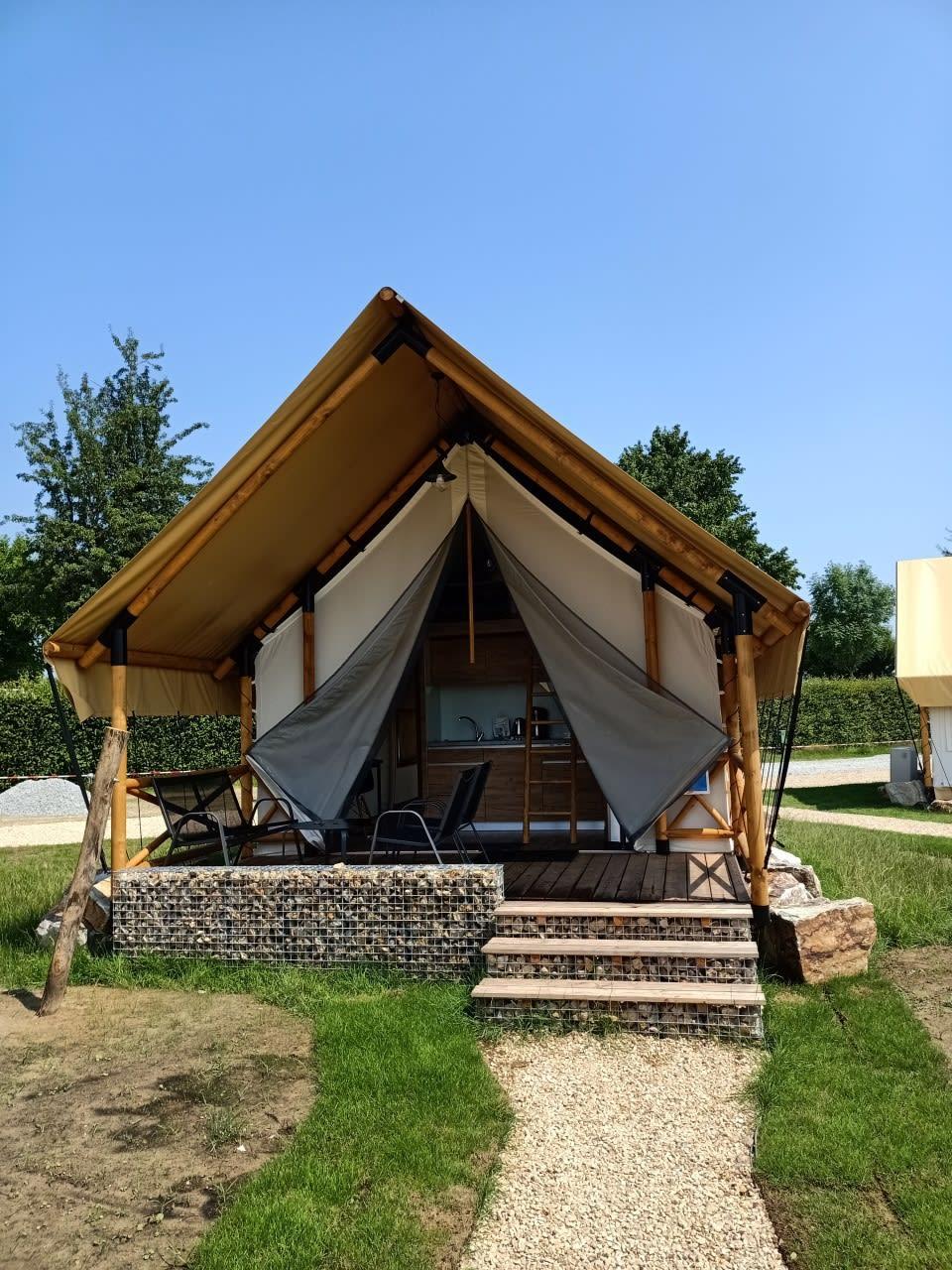 Accommodatie Poort van Maastricht - Glampingtent - Papillio 4+2 - 6