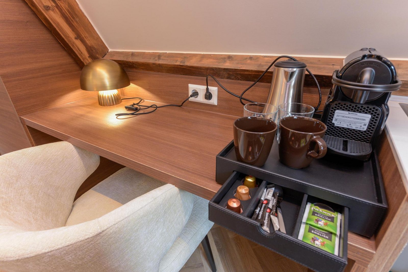 Hotel Novallure City Centre - Kamer met eenpersoonsbedden en kitchenette