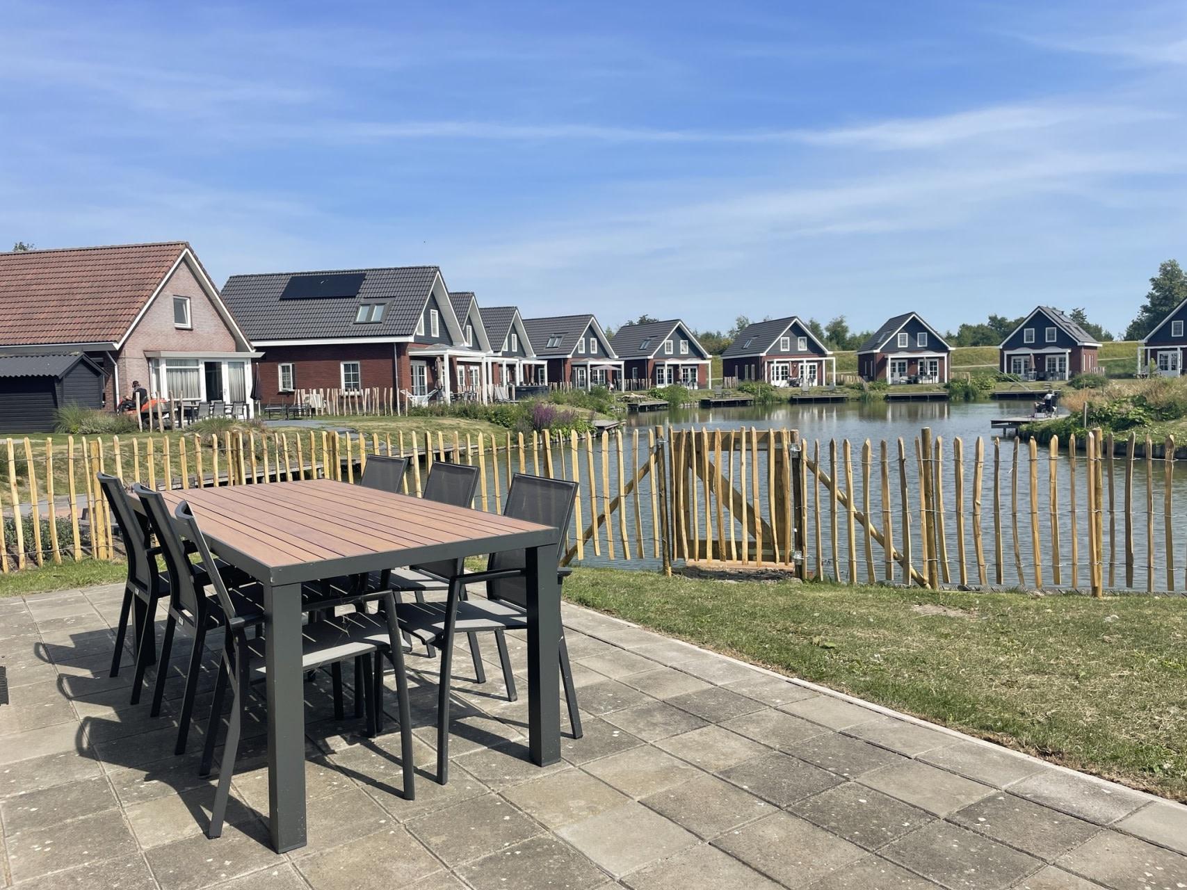 Accommodation IJsselmeer - Holiday home - Dijkvilla Kids 5 - 14
