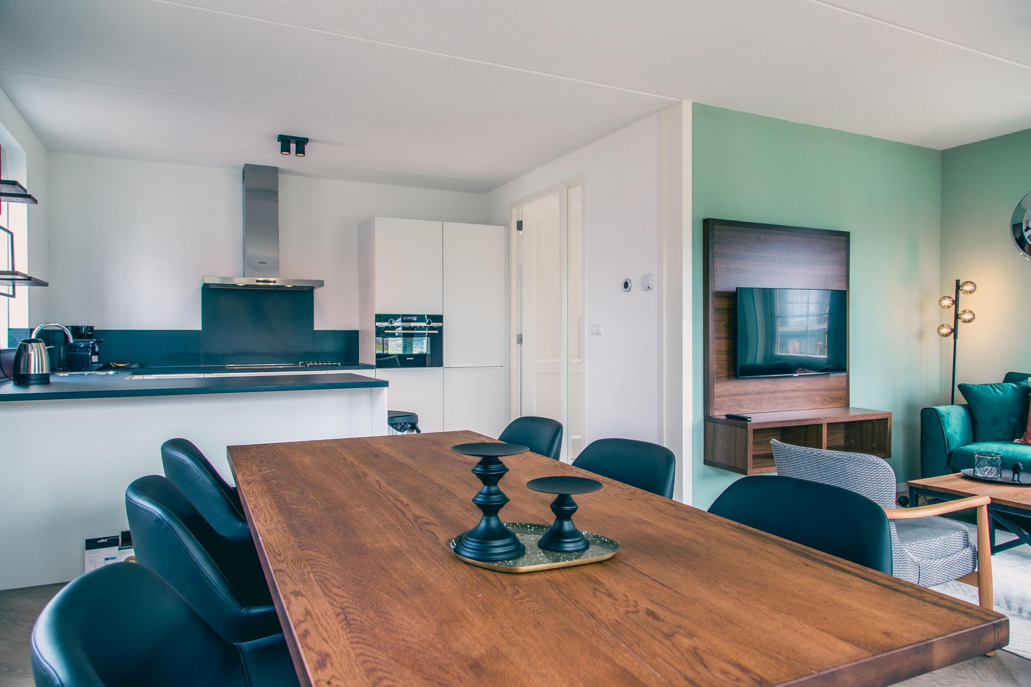 Accommodatie IJsselmeer - Vakantiehuis - Watervilla Jacuzzi 6 - 7