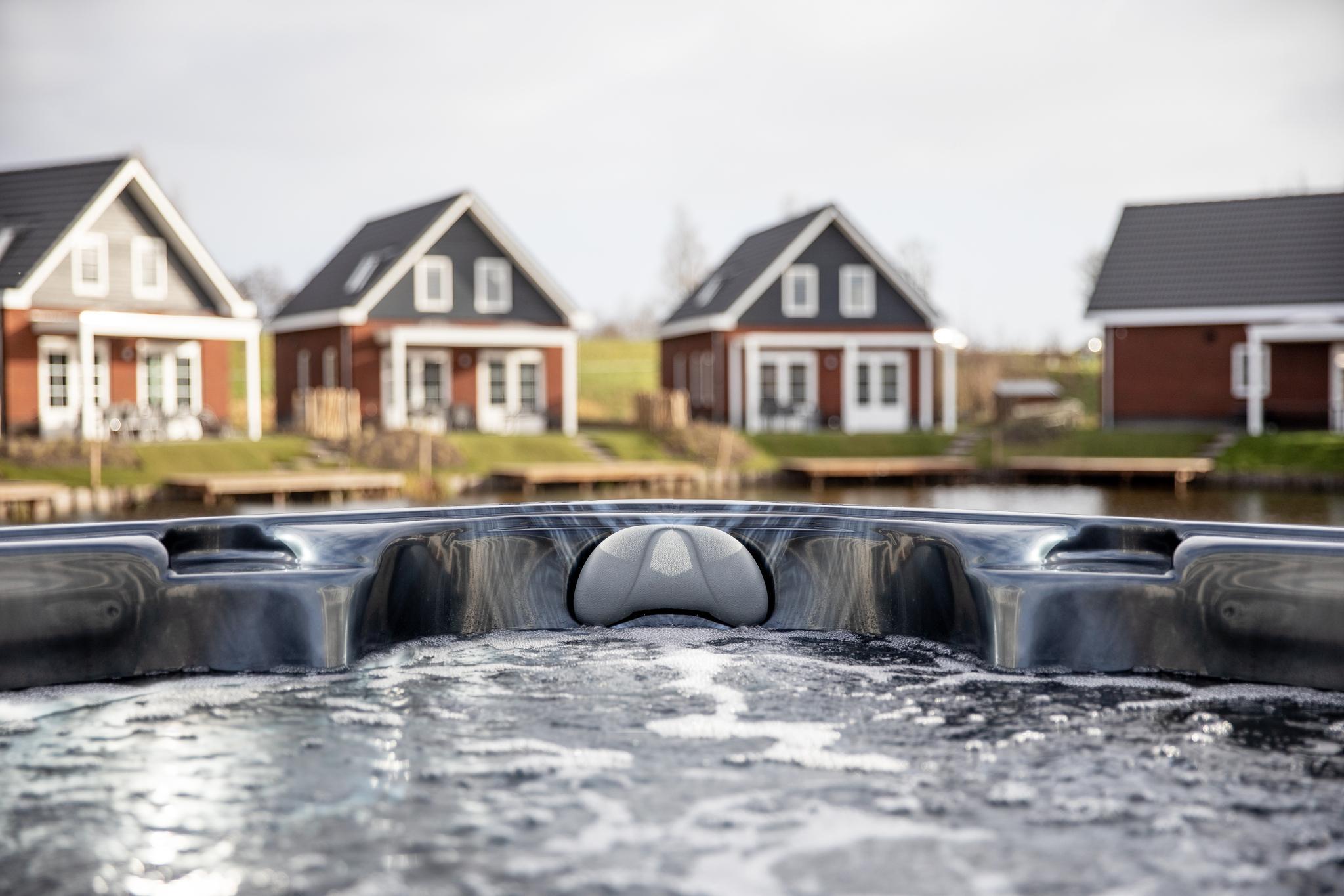 Accommodatie IJsselmeer - Vakantiehuis - Watervilla Jacuzzi 6 - 4