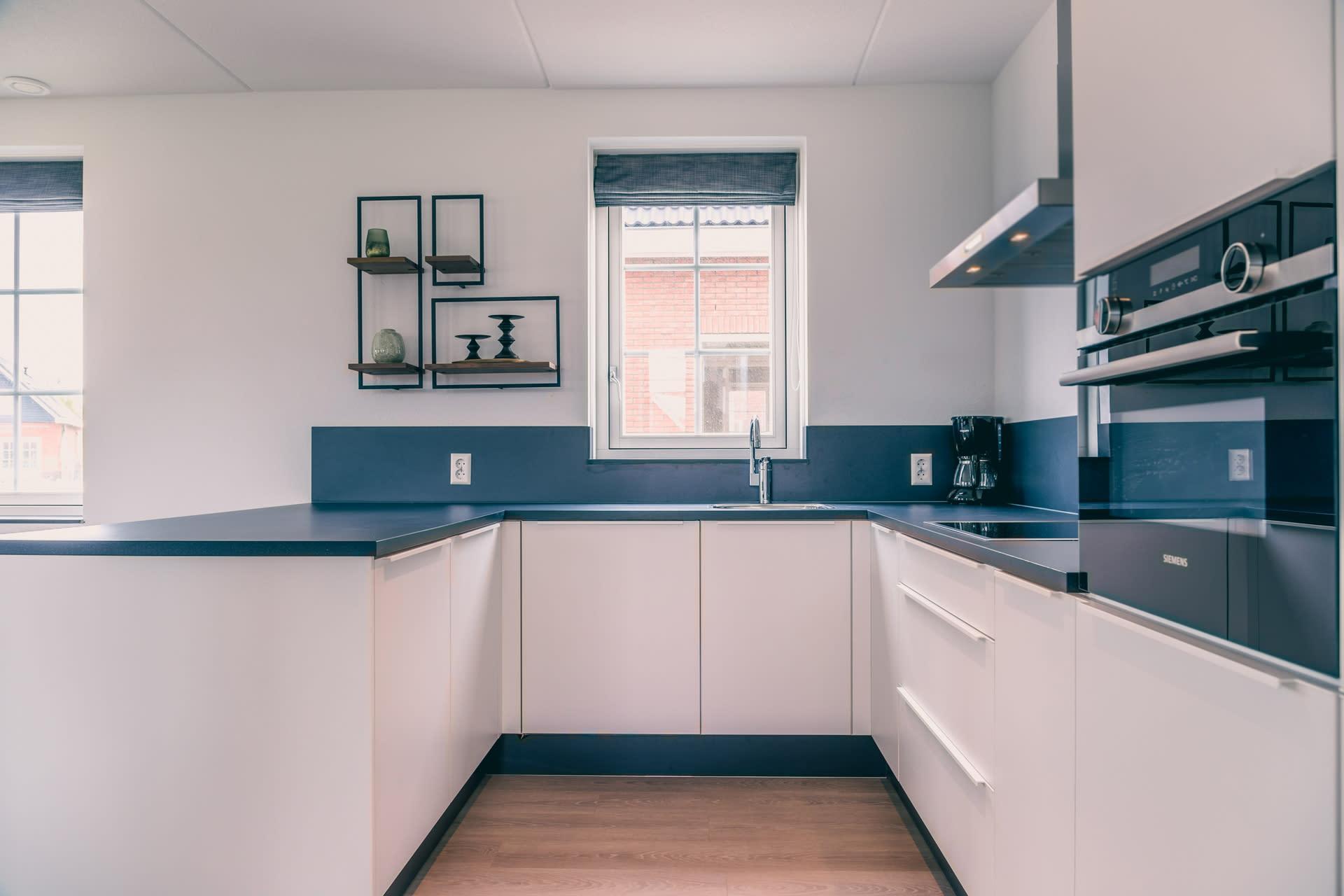 Accommodation IJsselmeer - Holiday home - Watervilla Wellness 6 - 9