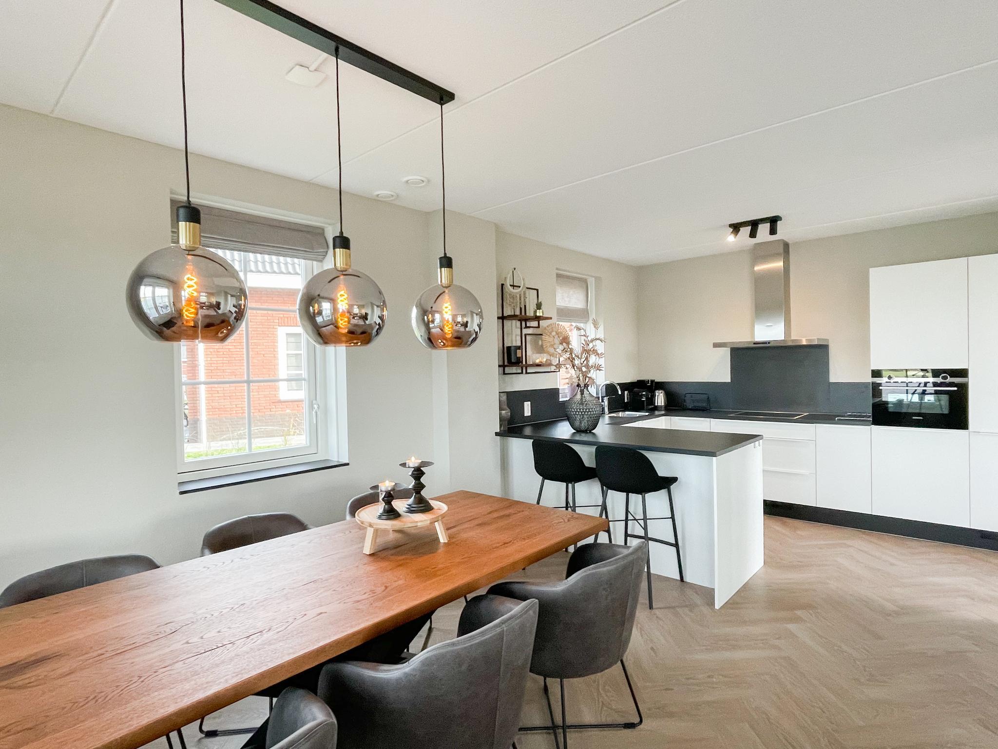 Accommodation IJsselmeer - Holiday home - Watervilla Wellness 6 - 8