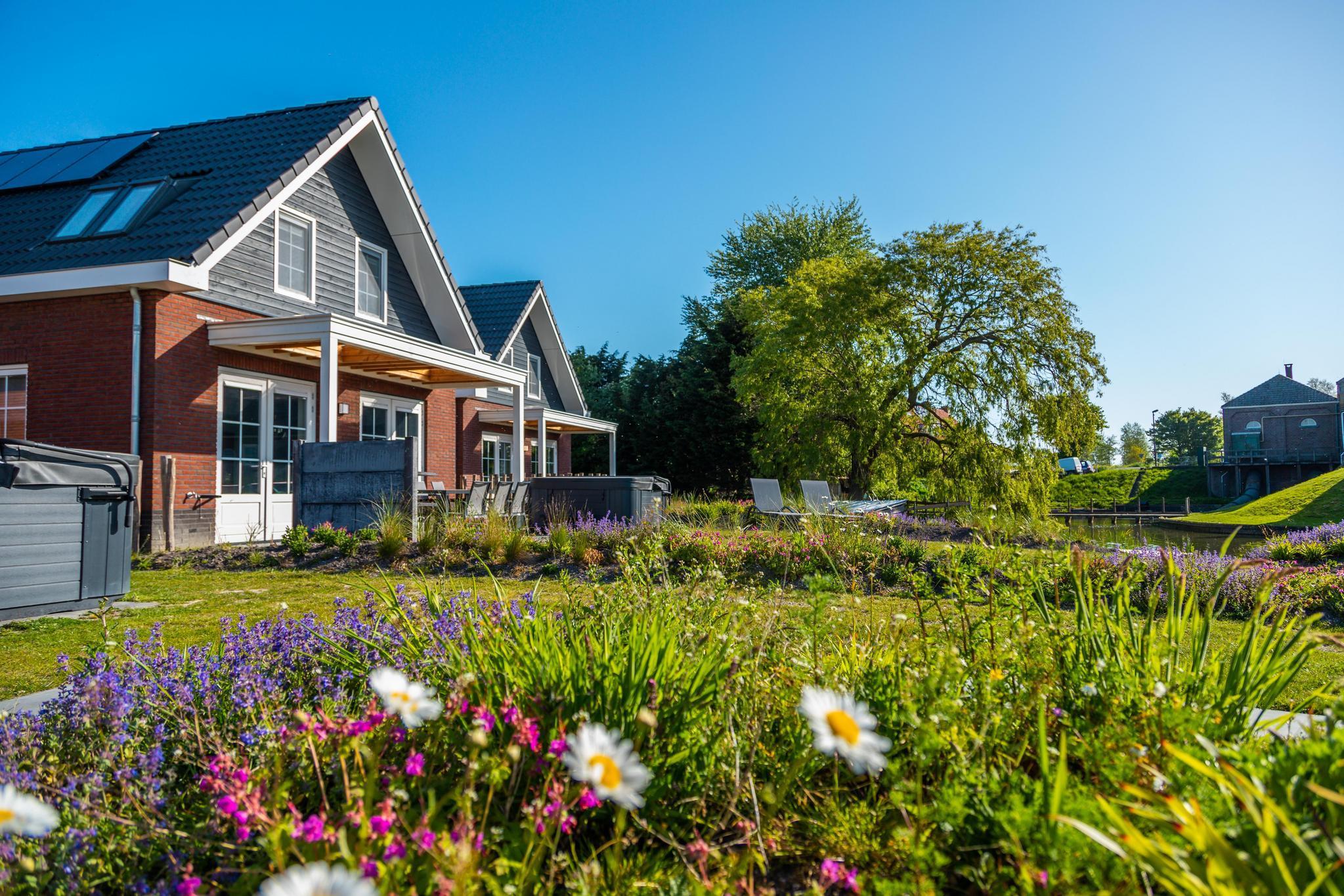 Accommodatie IJsselmeer - Vakantiehuis - Watervilla Jacuzzi 6 - 3