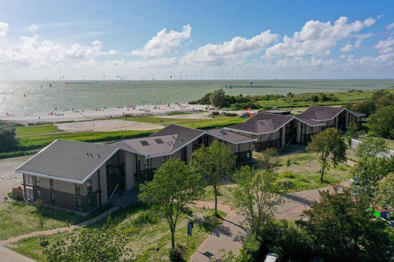 luxury-beach-apartment-8-pers